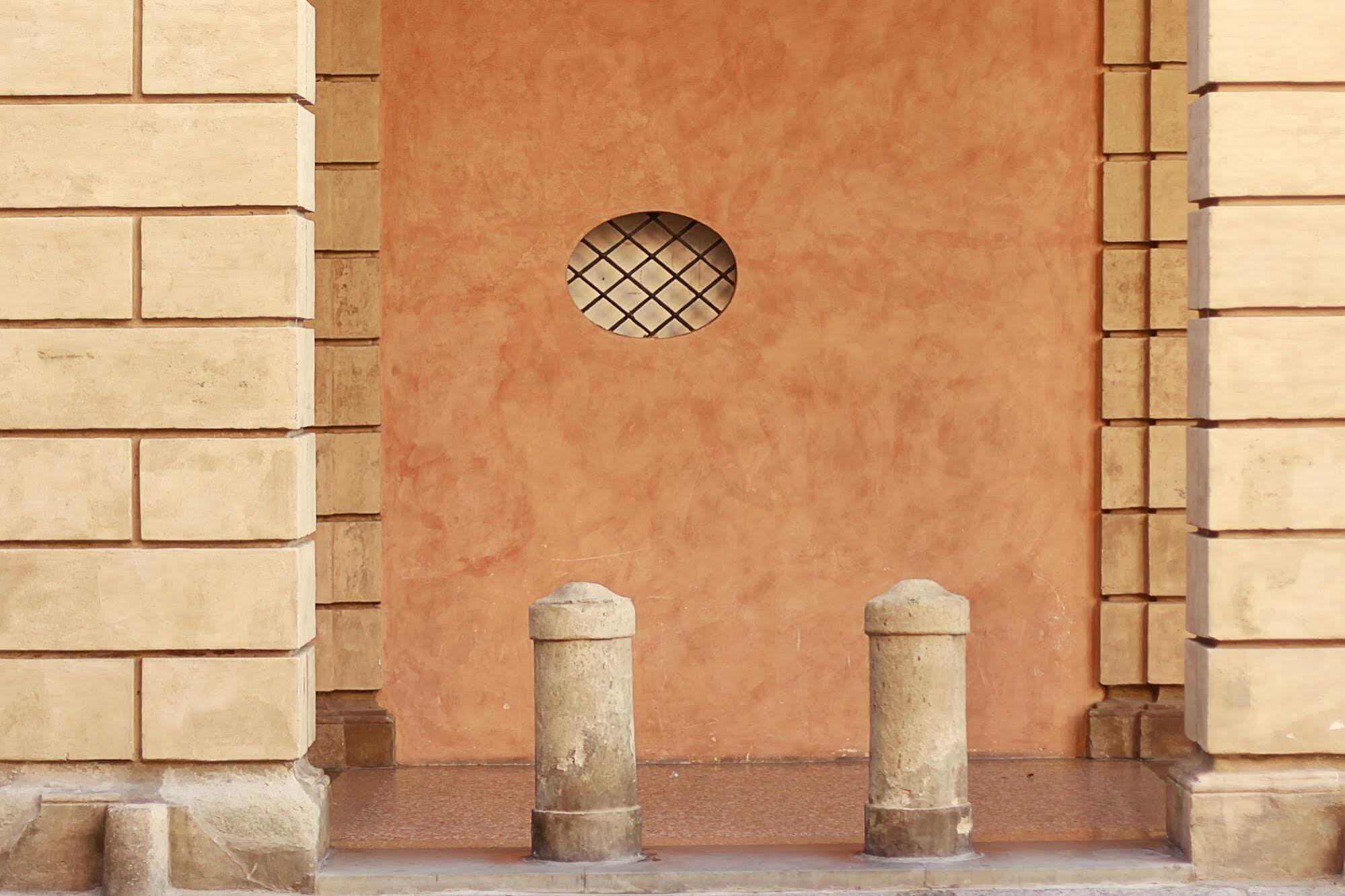 Casa Isolani Charms Rooms Santo Stefano Bologna Exterior photo