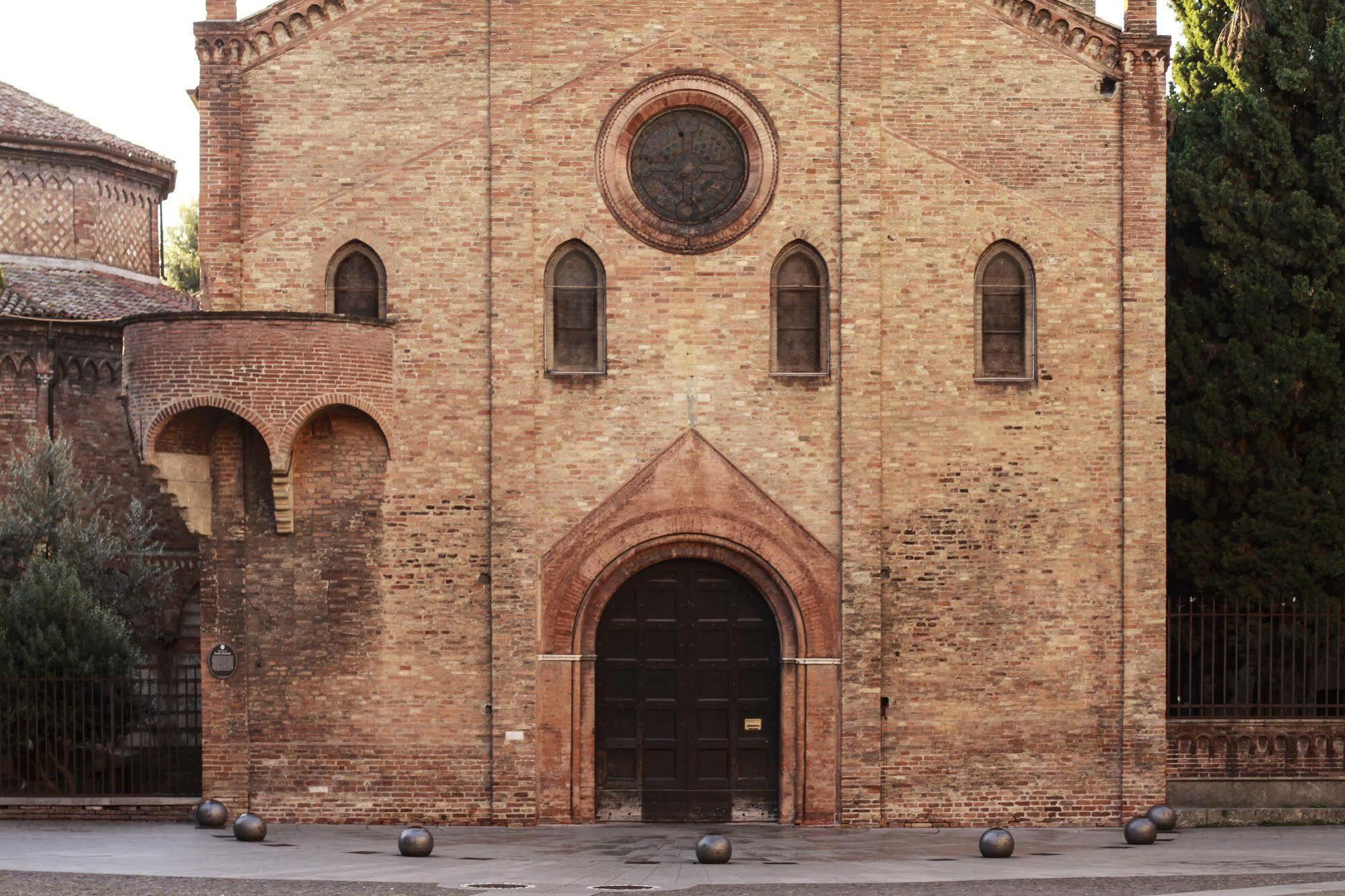 Casa Isolani Charms Rooms Santo Stefano Bologna Exterior photo
